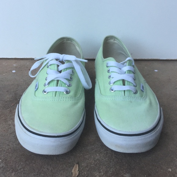 Vans Authentic Light Green Skate Shoes Low Top - Picture 1 of 7